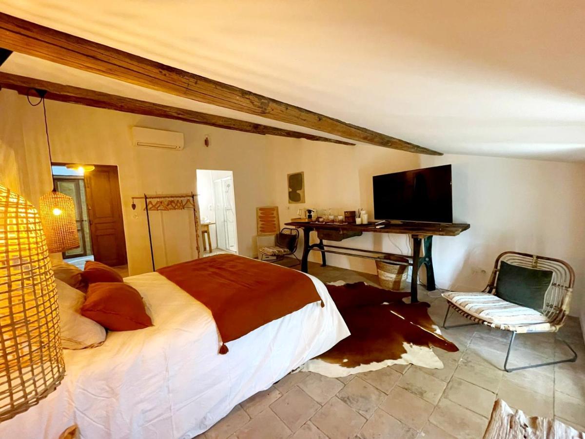 La Maison De Lyna エーグ・モルト エクステリア 写真